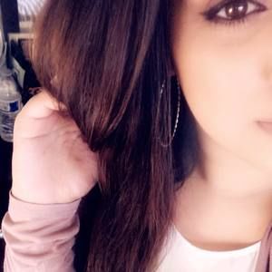 Meet your Posher, Laraib